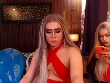 Chaturbate Best live sex cam show of brattzvenice