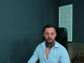 Chaturbate Free Live Porn of brianhunts