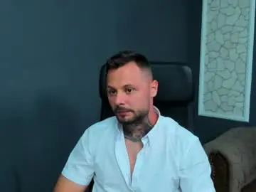 Chaturbate Nude Webcam of brianhunts