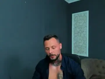 Chaturbate Live Porn of brianhunts