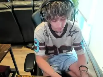 Chaturbate Live Porn of bashful4200