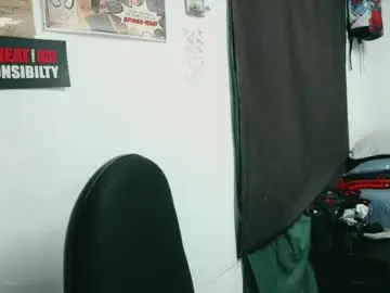 Chaturbate Live Sex Cam of dani_jocelyn