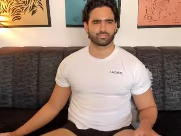 Chaturbate Best live sex cam show of bradleymartin7