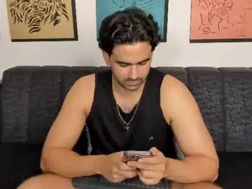 Chaturbate Free Live Porn of bradleymartin7