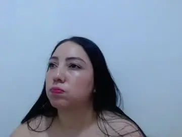 Chaturbate Live Sex Cam of carolina_zabala_19