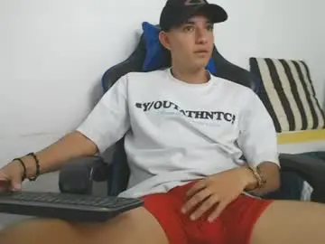 Chaturbate Nude Webcam of jake_shadow14