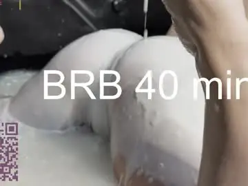 Chaturbate Free Porn Cam of _b00bss_