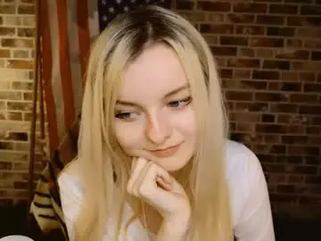 Chaturbate Live Sex Cam of angelabunny_