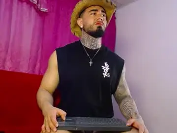 Chaturbate Free Porn Cam of tommyblessd1