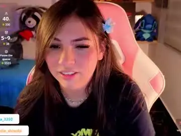 Chaturbate Free Porn Cam of madeleine_shinobi