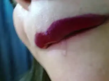 Chaturbate Live Sex Cam of miss_evoleth2
