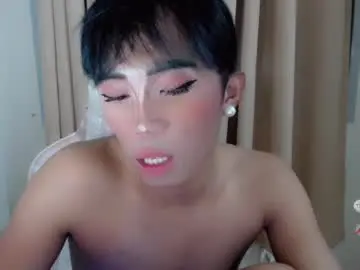 Chaturbate Live Sex Cam of hot_khianna