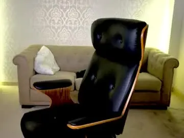 Chaturbate Live Sex Cam of maxkaiden