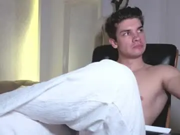 Chaturbate Sex Cam of maxkaiden