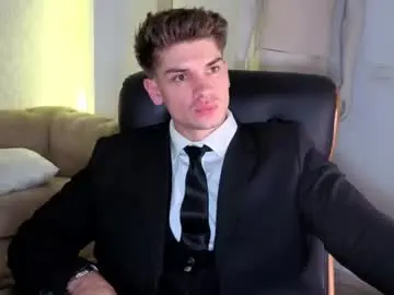 Chaturbate Best live sex cam show of maxkaiden