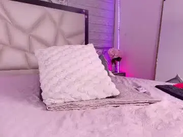 Chaturbate Nude Webcam of _kendall_07