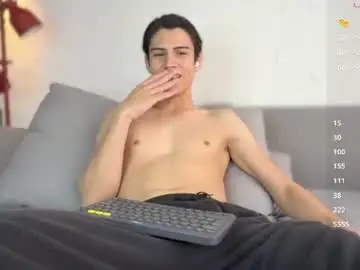 Chaturbate Sex Cam of hey_cesard