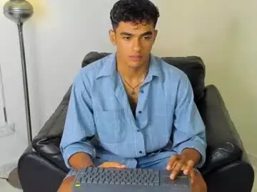 Chaturbate Adult Webcams of alejandro_williams