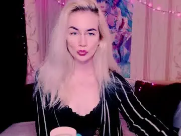 Chaturbate Adult Video Chat of carinfox