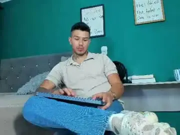 Chaturbate Best live sex cam show of matteo_rreal