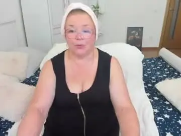 Chaturbate Adult Webcams of flowerlover8
