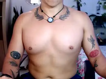 Chaturbate Live Sex Cam of no_face_69