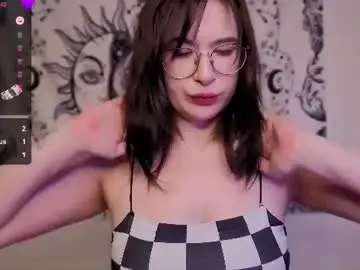 Chaturbate Live Sex Cam of yourejustatoy