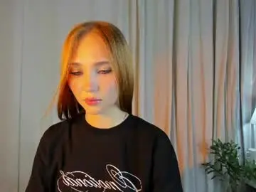 Chaturbate Live Sex Cam of princess_li1y