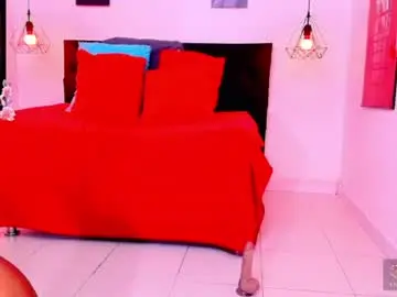 Chaturbate Nude Webcam of hilary_banks1