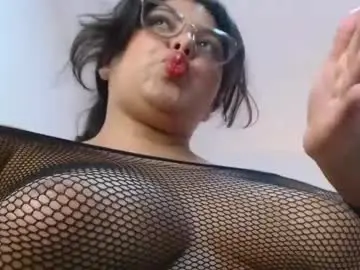 Chaturbate Adult Video Chat of kiara2022