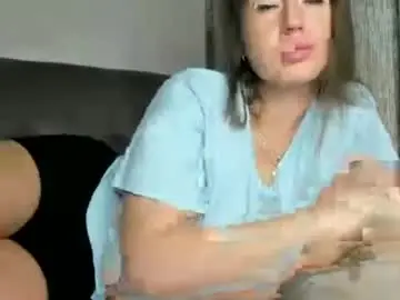 Chaturbate Live Sex Cam of little_princess777