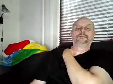 Chaturbate Watch Live Sex Cams of hardmrlazy