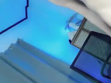 Chaturbate Live Porn of lucy_juicy18