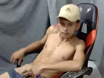 Chaturbate Live Sex of itzme_john