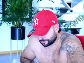 Chaturbate Live Porn of lukhass