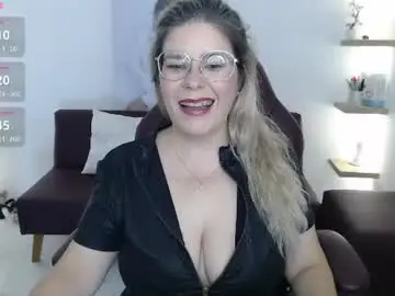 Chaturbate Live Sex Cam of wet_liss