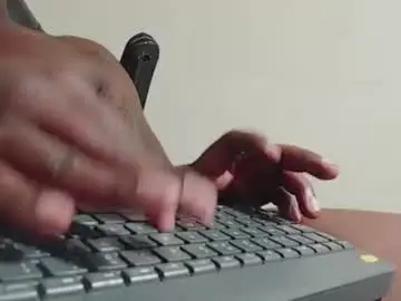 Chaturbate Nude Webcam of brant_garcia