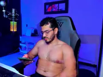 Chaturbate Live Sex Cam of bruno_diaz31