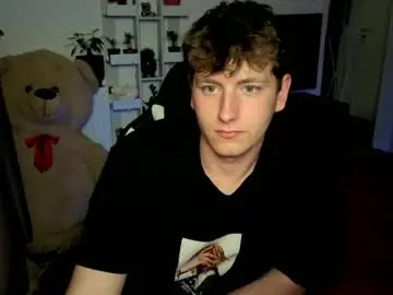 Chaturbate Sex Cam of hotboyshorny