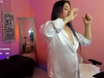 Chaturbate Adult Video Chat of ivonne_pier_x