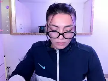 Chaturbate Best live sex cam show of _ericavanderhill_