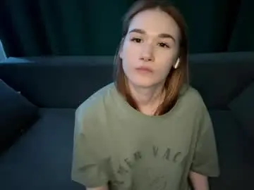 Chaturbate Live Sex Cam of lessiemccoyle