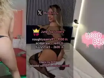 Chaturbate Nude Webcam of amysuperheroes