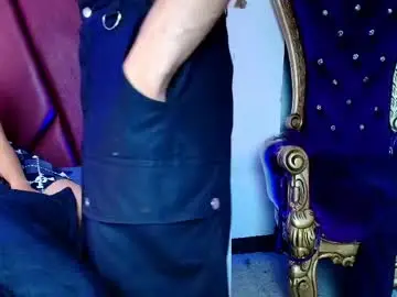 Chaturbate Watch Live Sex Cams of chlloe_fox