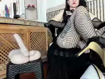 Chaturbate Best live sex cam show of madame_ibby