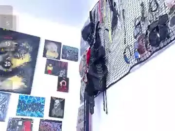 Chaturbate Live Sex Cam of melisavelvet