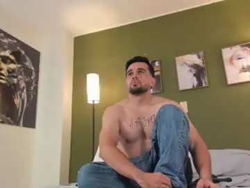 Chaturbate Best live sex cam show of fatdick_1