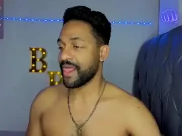Chaturbate Live Sex Cam of bbcblackhot33