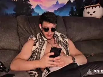 Chaturbate Nude Webcam of hardselfsucker1
