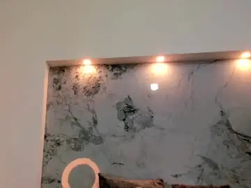 Chaturbate Watch Live Sex Cams of julieth_cooper1
